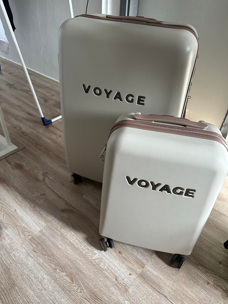 Set van 2 VOYAGE koffers - Zo goed als nieuw, 30 cm of meer, Beige, Zo goed als nieuw, 75 cm of meer