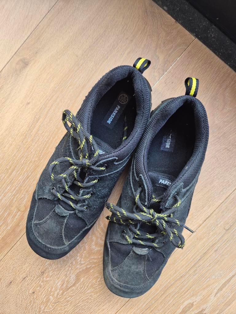 Veilige werkschoenen met stalen neus maat 46, Doe-het-zelf en Verbouw, Veiligheidskleding, Ophalen