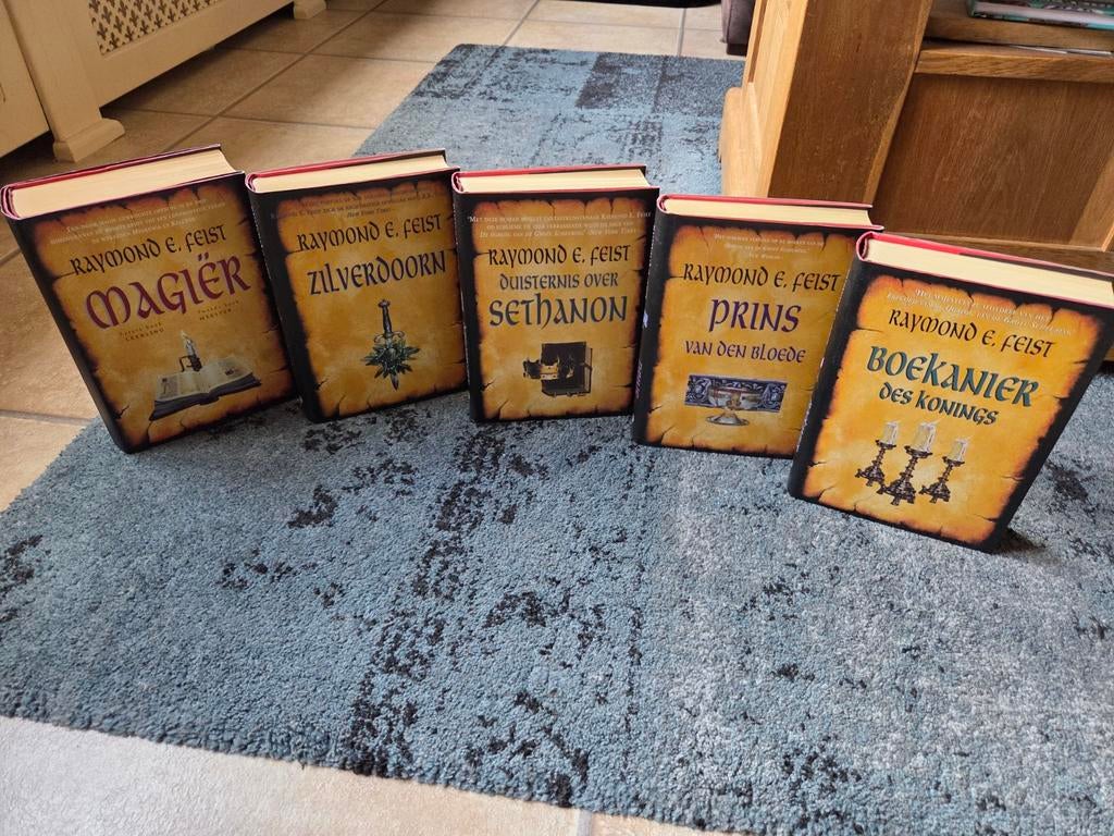 Raymond E. Feist - Riftwar serie (5 boeken), Boeken, Fantasy, Ophalen of Verzenden, Gelezen, Raymond E. Feist