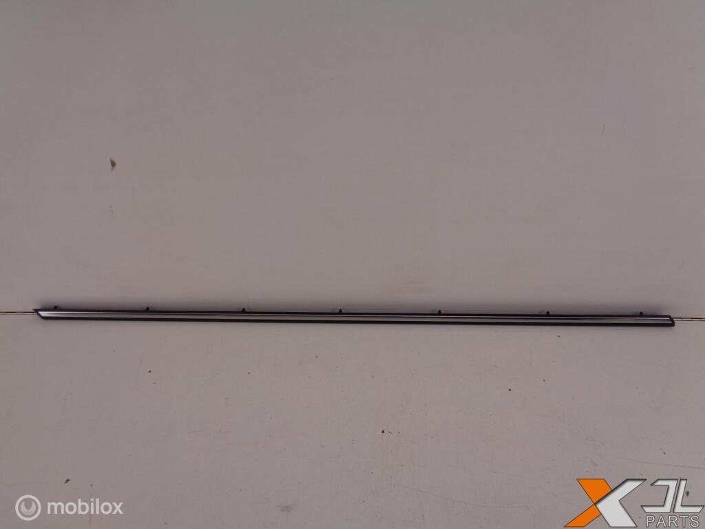 A1236900580 SIERLIJST LINKS VOORPORTIER NEW OLD STOCK, Mercedes-Benz, Nieuw, Ophalen of Verzenden, Mercedes-Benz