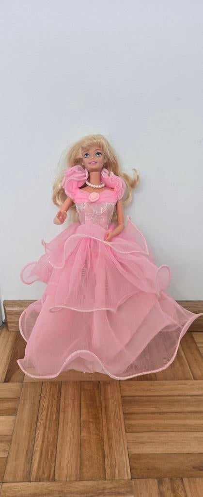 Barbie Special Edition Blokker Anniversary roze gala jurk, Ophalen of Verzenden, Zo goed als nieuw, Barbie