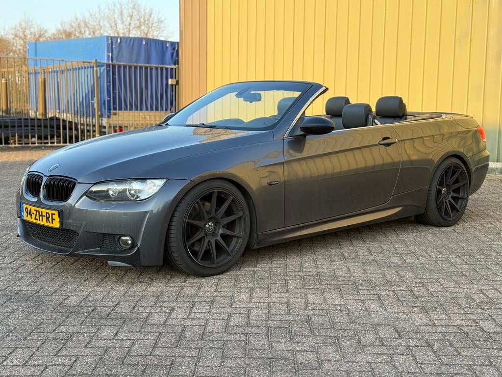 BMW 3-Serie 2.5 I 325 M Pakket Cabrio AUT 2008 Grijs MOOIE A, Achterwielaandrijving, Cabriolet, 4 stoelen, 2996 cc