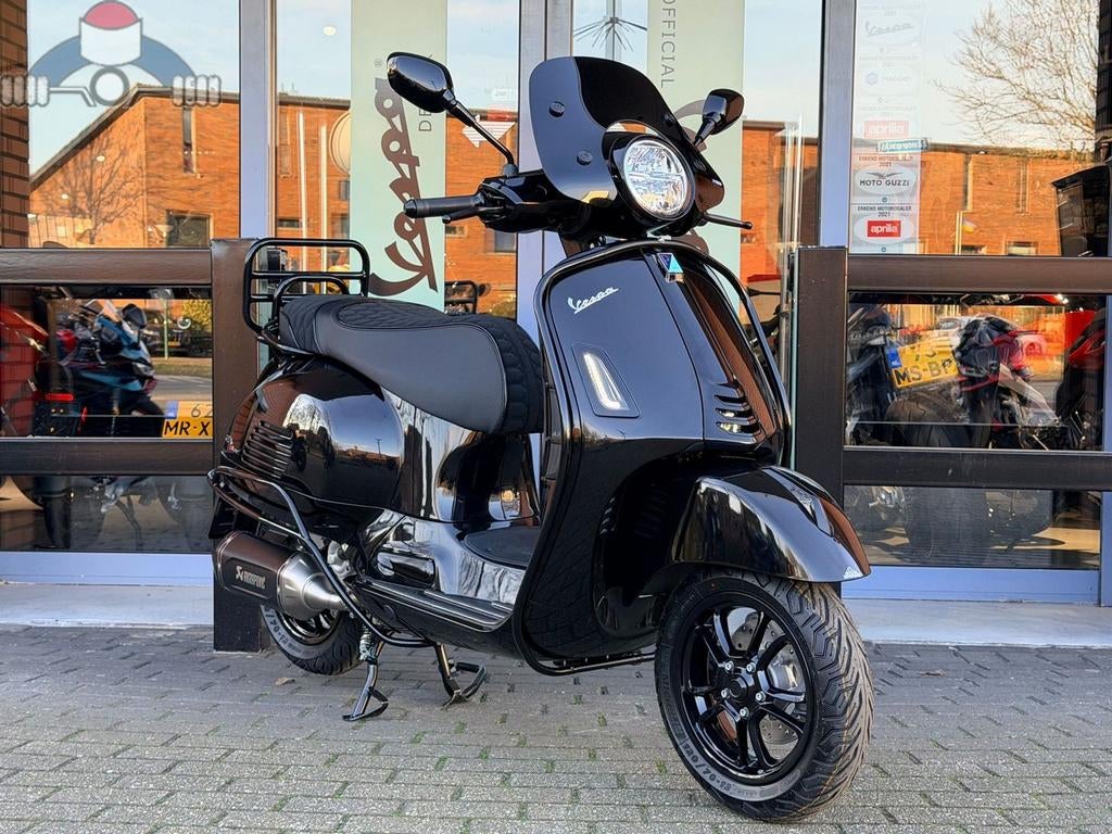 Vespa GTS Super 310 ABS Custom Nero Convinto - foto 2
