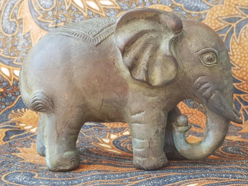 Mooi oud antiek Oosters brons beeldje van een olifant 16 cm., Ophalen of Verzenden