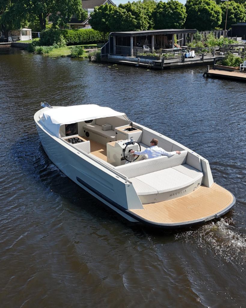 Navalia Tender 1050 350 pk, Watersport en Boten, Sloepen, 70 pk of meer, Binnenboordmotor, 6 meter of meer, Aluminium
