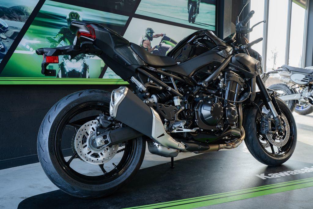 KAWASAKI Z900 - foto 3