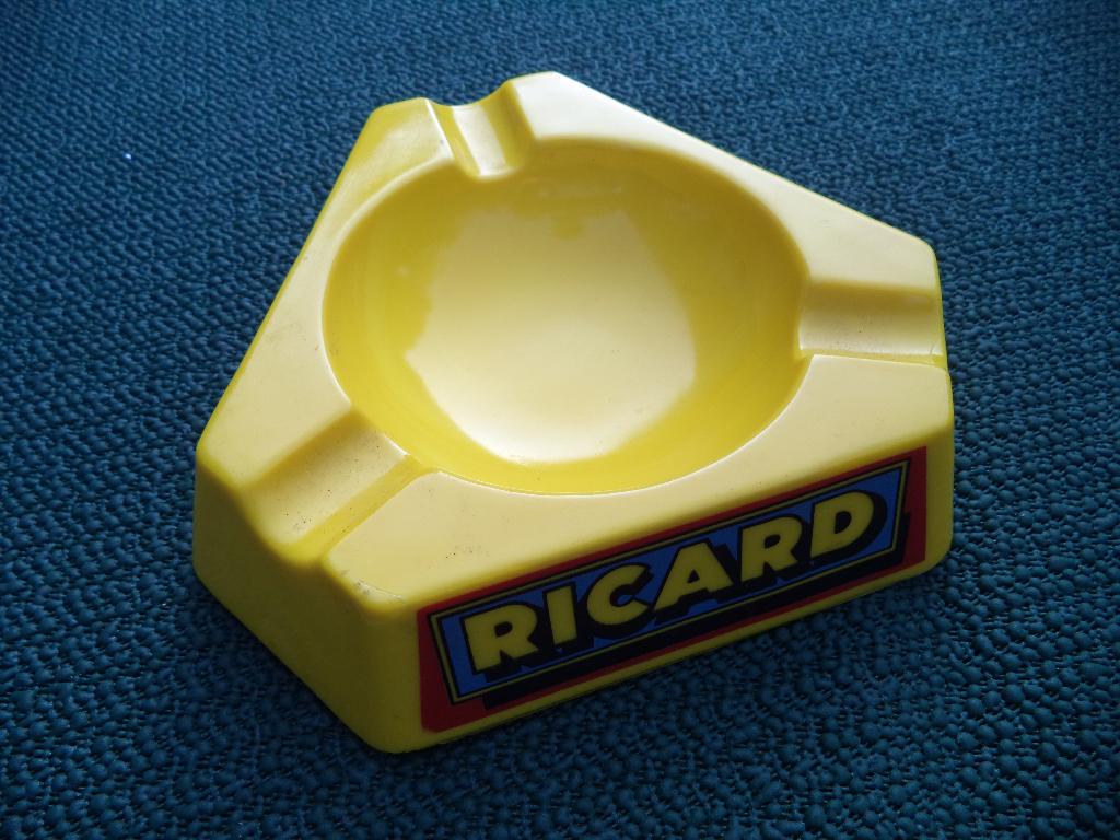 Vintage Ricard asbak opalex france reclame reclameasbak, Verzenden, Zo goed als nieuw, Asbak