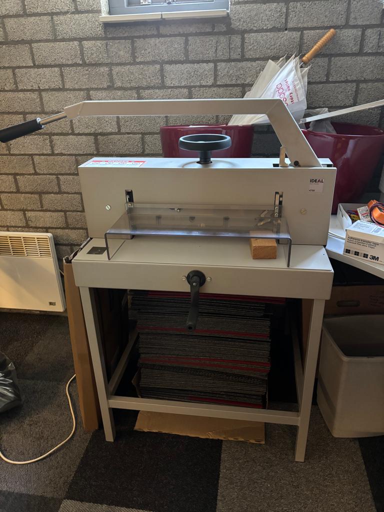 Ideal 4700 Papiersnijmachine, Ophalen, Gebruikt, Deelbaar, Overige thema's
