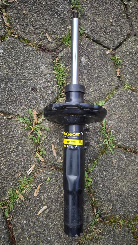 1x Schokdemper Monroe 742116SP VOORKANT A3 Golf Leon Octavia, Ophalen of Verzenden, Gebruikt, Seat