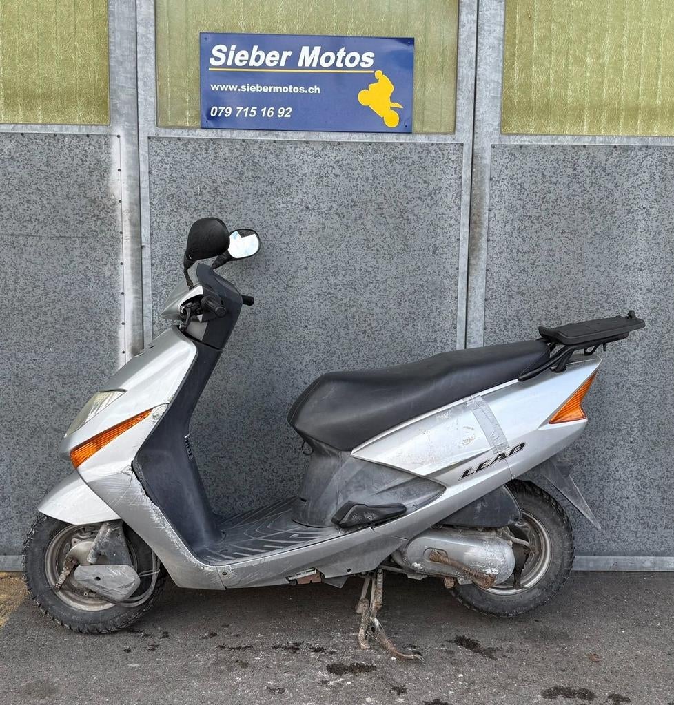 Honda lead scv 100 onderdelen gezocht, Motoren, Onderdelen | Honda, Ophalen of Verzenden