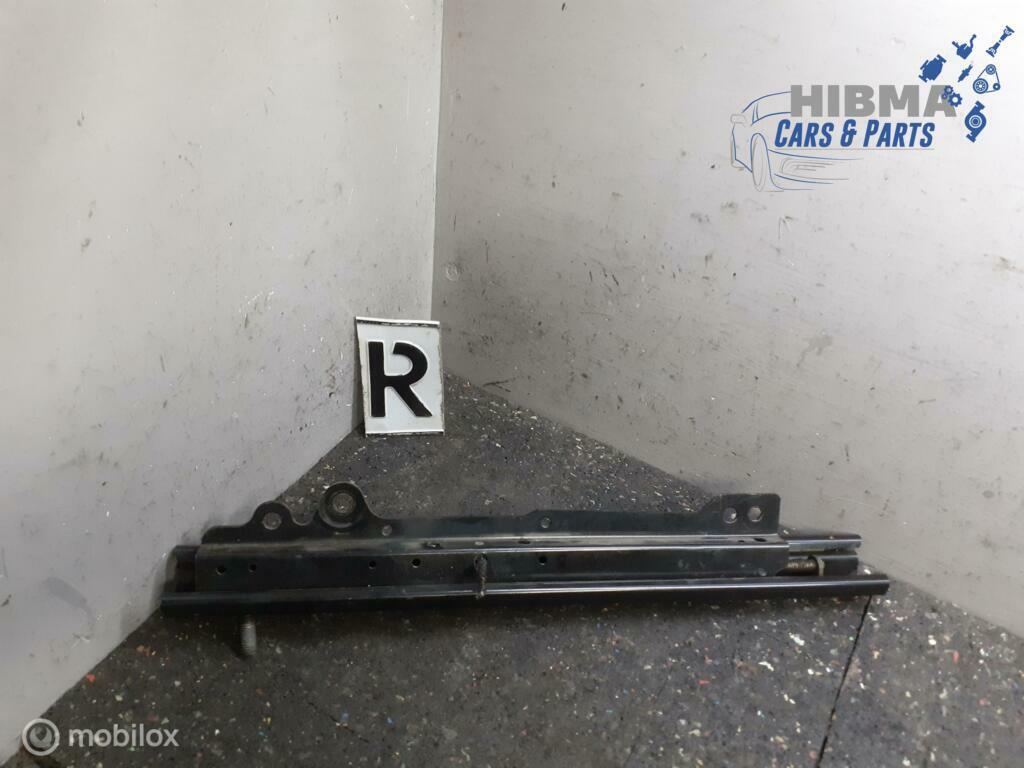 Stoelrails Rechts Chrysler 300C 3.0 V6 CRD 82099256, Auto-onderdelen, Interieur en Bekleding, Ophalen of Verzenden, Gebruikt