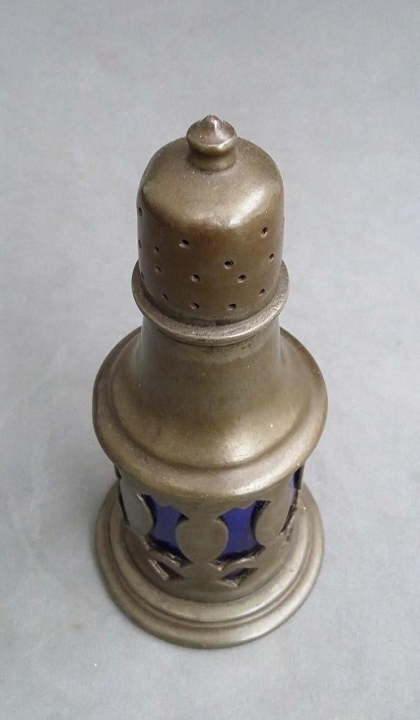 Om1850-1875 Tin Zoutstrooier Strooier Binnenzijde BLAUW GLAS, Antiek en Kunst, Ophalen of Verzenden