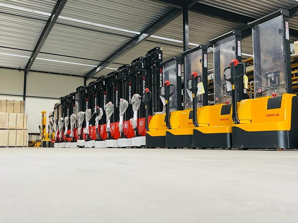 Stapelaars van Papro alle soorten onder een dak !, Zakelijke goederen, 1000 tot 2000 kg, Ophalen, Elektrisch, Stapelaar