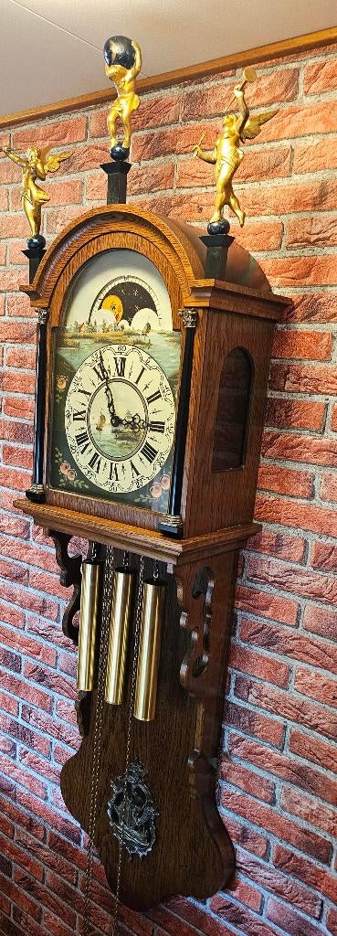 friese staartklok met westminster slagwerk, Ophalen