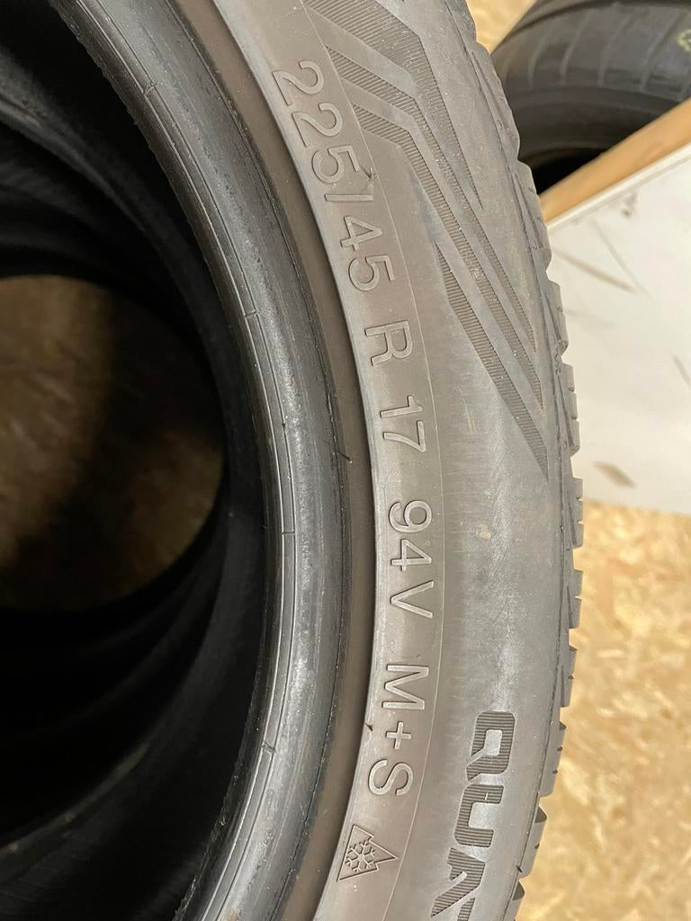 Gebruikte All Season banden 225-40-18 in sets van 2 of 4, Ophalen, Gebruikt, Weidehek 58c, Info@autobedrijfbovak.nl