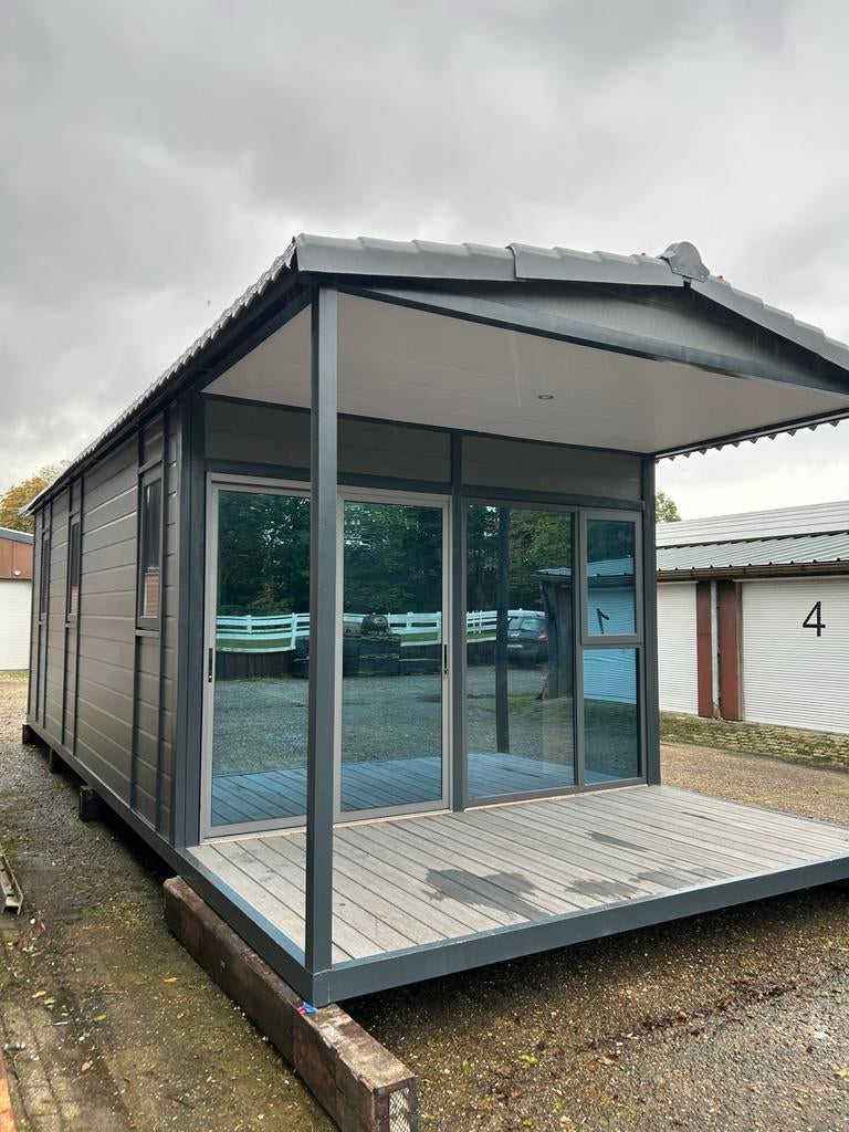 Tiny House gloednieuw!, Huizen en Kamers