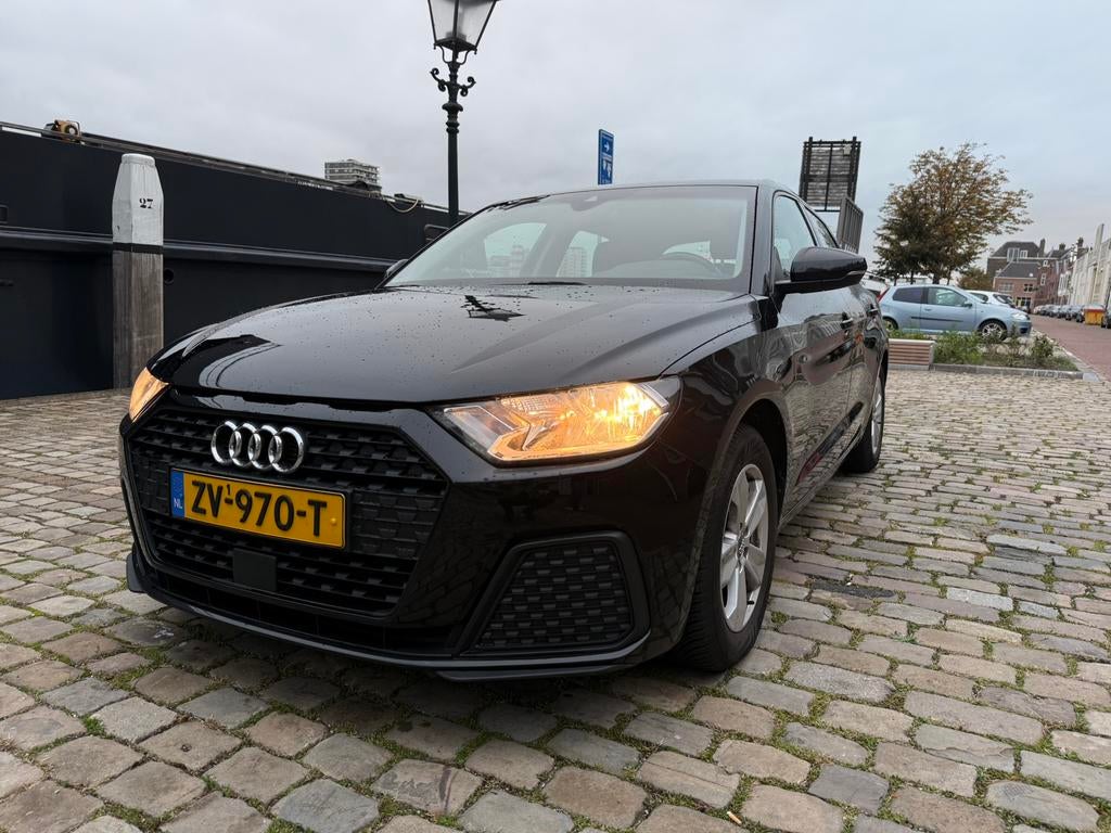 AUDI A1 25 TFSI | SPORTBACK | Pro Line | Apple CarPlay, Voorwielaandrijving, Stof, 95 pk, Zwart