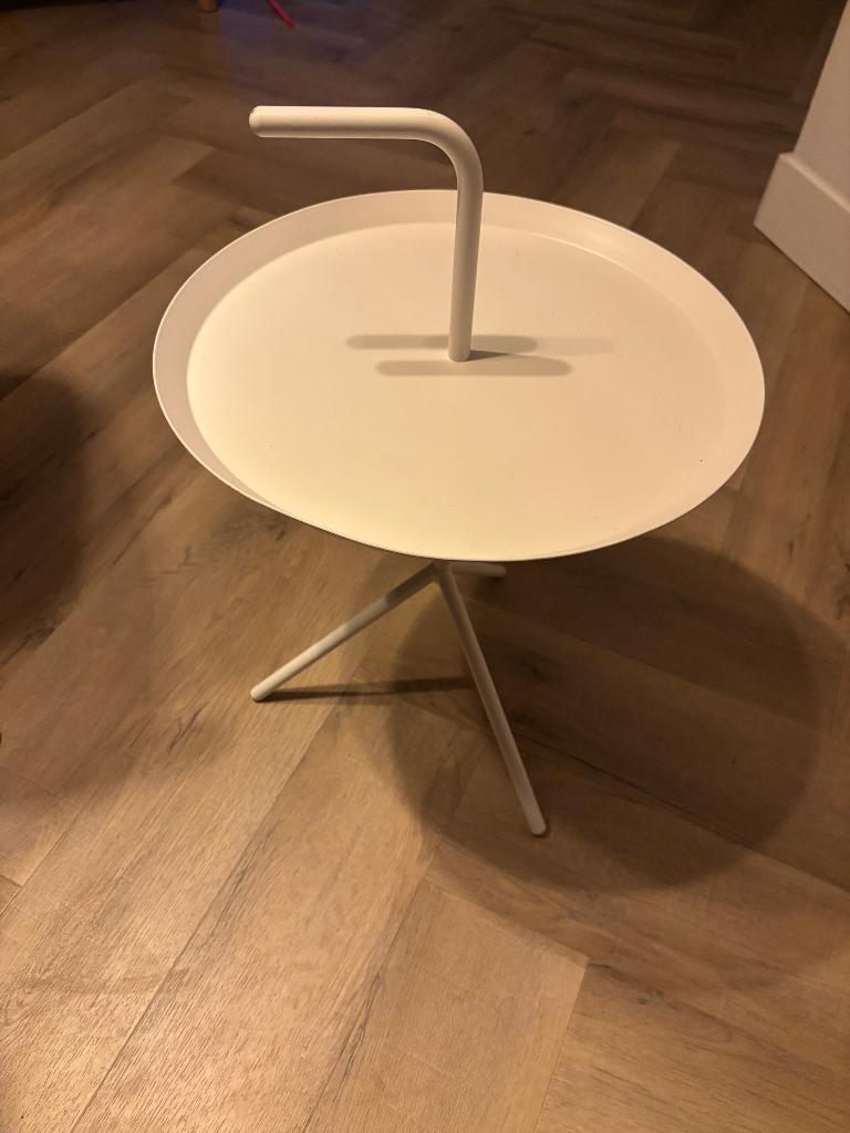 Hay dlm bijzettafeltje wit, Huis en Inrichting, Ophalen, Gebruikt, Rond, Minder dan 55 cm