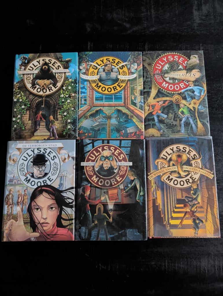 Ulysses Moore Boeken Serie - 6 Delen sleutelserie, Ophalen of Verzenden, Zo goed als nieuw, Pierdomenico Baccalario, Fictie algemeen