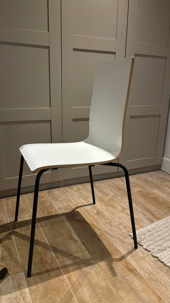 IKEA Martin stoel - zo goed als nieuw!, Huis en Inrichting, Stoelen, Kunststof, Wit, Ophalen of Verzenden, Zo goed als nieuw