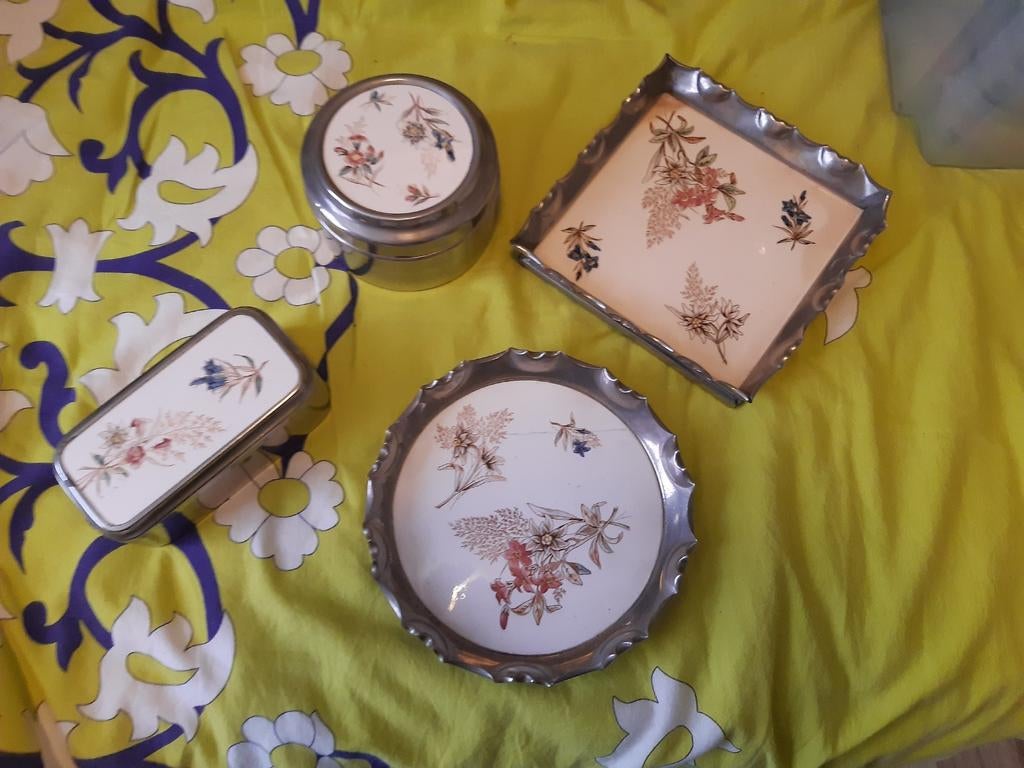 Gentiaan porselein, Antiek en Kunst, Antiek | Porselein, Ophalen of Verzenden