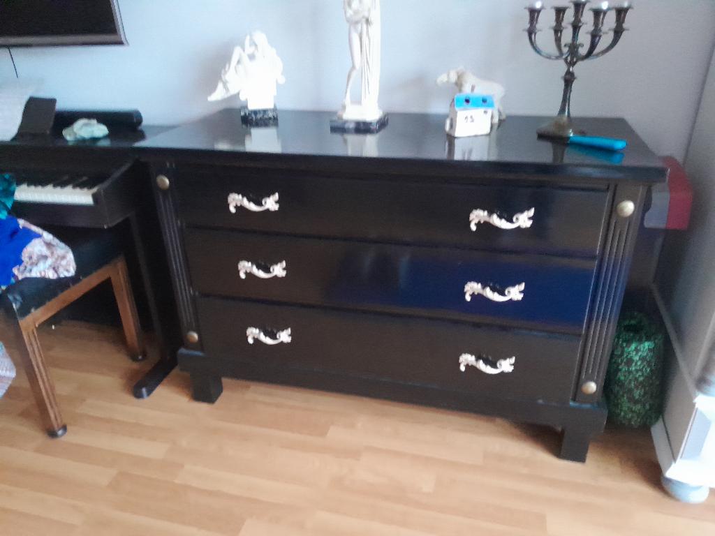 Zwarte commode in zeer goede staat, Verzenden