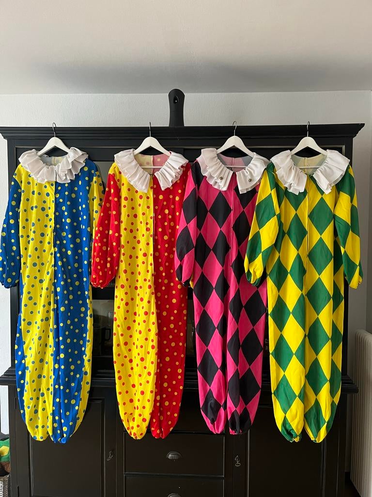 4 Clownspakken met accessoires, Kleding | Dames, Carnavalskleding en Feestkleding, Ophalen, Carnaval, Maat 42/44 (L), Kleding