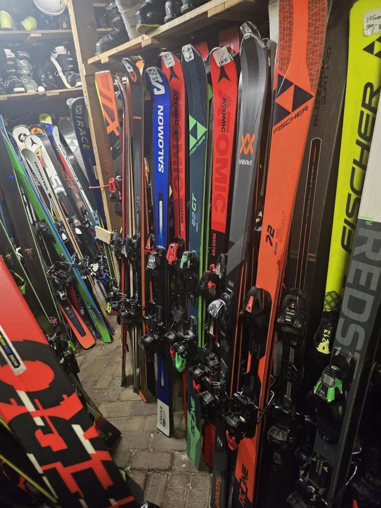 GROOTSTE VOORRAAD SKIS EN SKI SCHOENEN, Overige merken, 160 tot 180 cm, Ophalen of Verzenden, Zo goed als nieuw