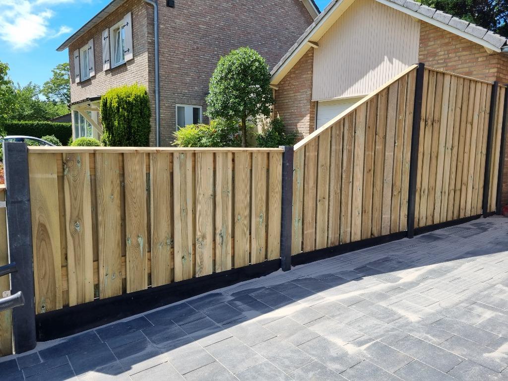 Aanbieding 23 planks hout/beton schutting zonder doorkijk!, Tuin en Terras, Schuttingen, Ophalen, 1 tot 2 meter, Schuttingkampioen