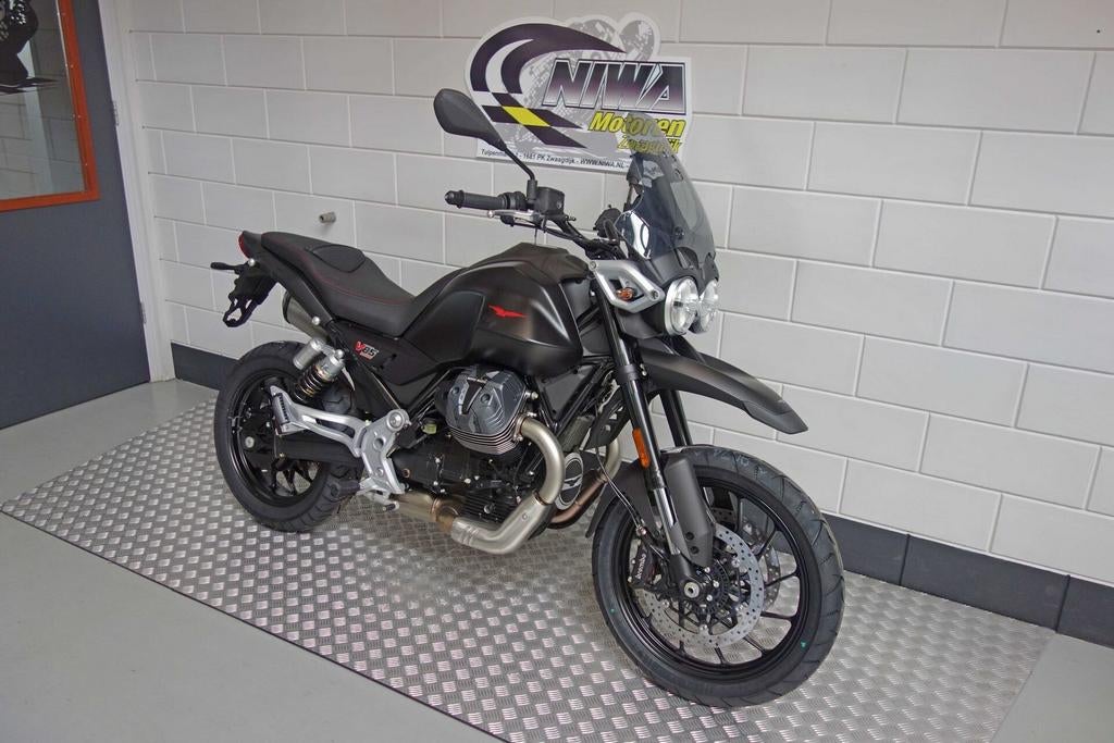 MOTO GUZZI V 85 TT - foto 2