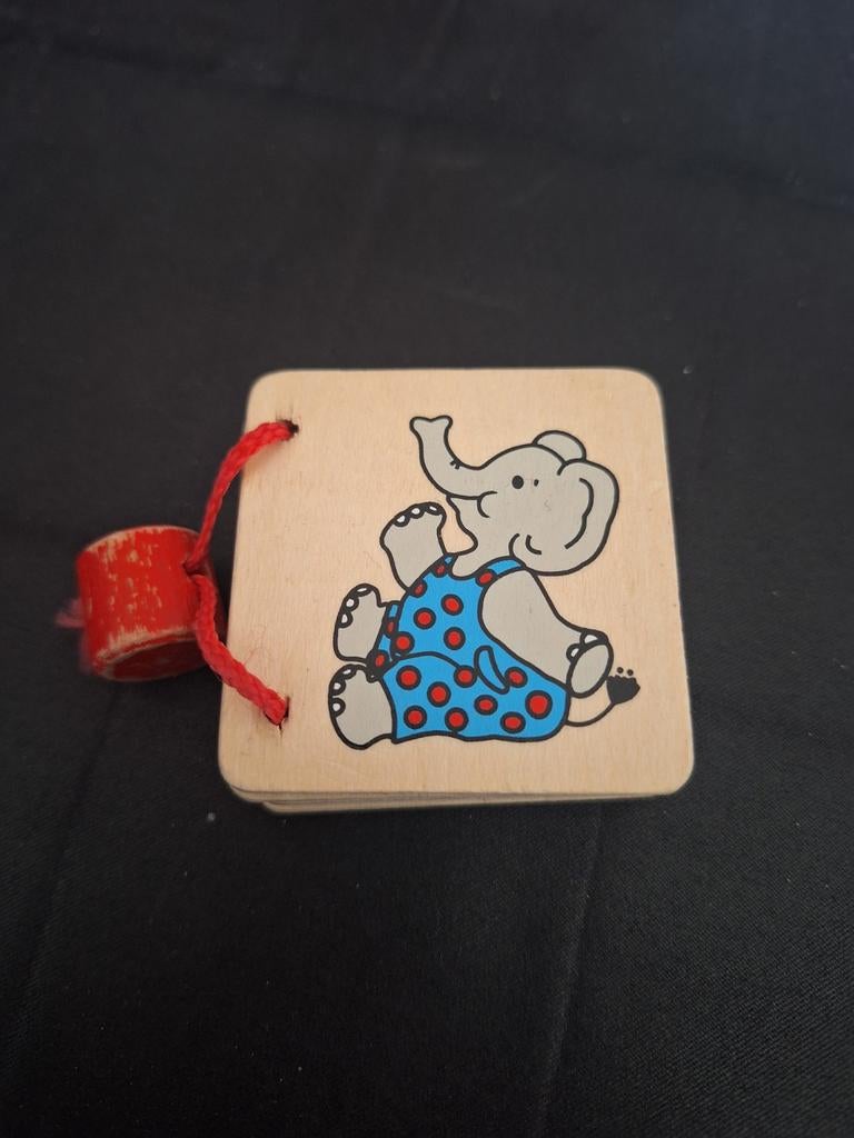 Goki Houten Boekje, Ophalen of Verzenden, Gelezen, Goki, 1 tot 2 jaar