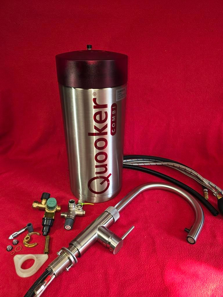 Quooker Combi 2.2 met een FLEX RVS kraan, Ophalen, Gebruikt, Minder dan 50 cm, Minder dan 100 cm