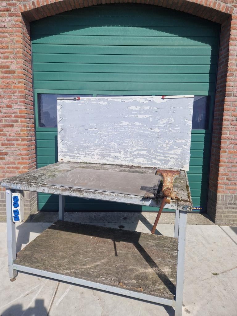 Werkbank met bankschroef, Ophalen, Gebruikt, Bankschroef