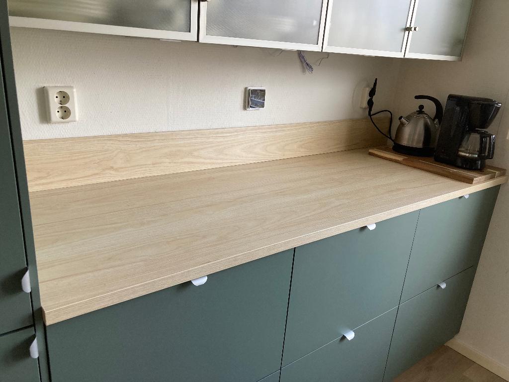 Ikea Sibbarp wandpaneel 15 cm en werkblad Ekbacken 185x2,8, Ophalen, Overige kleuren, 150 tot 200 cm, Zo goed als nieuw