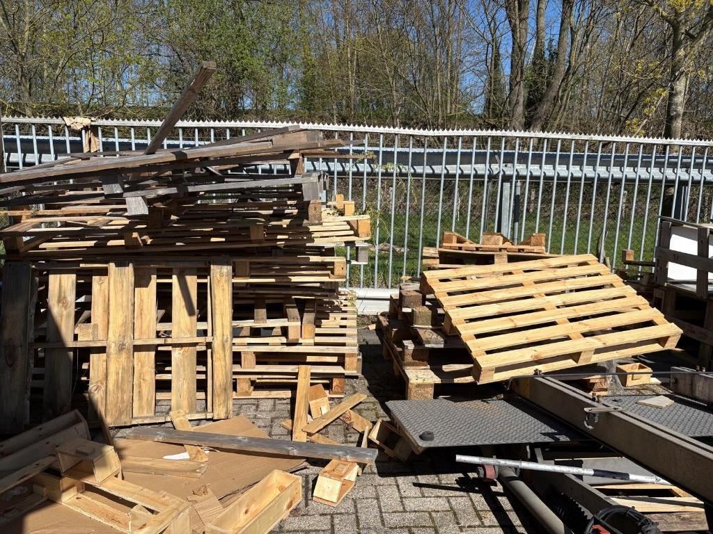HOUT GRATIS AFHALEN, Ophalen, 25 tot 50 mm, Zo goed als nieuw, Pallet