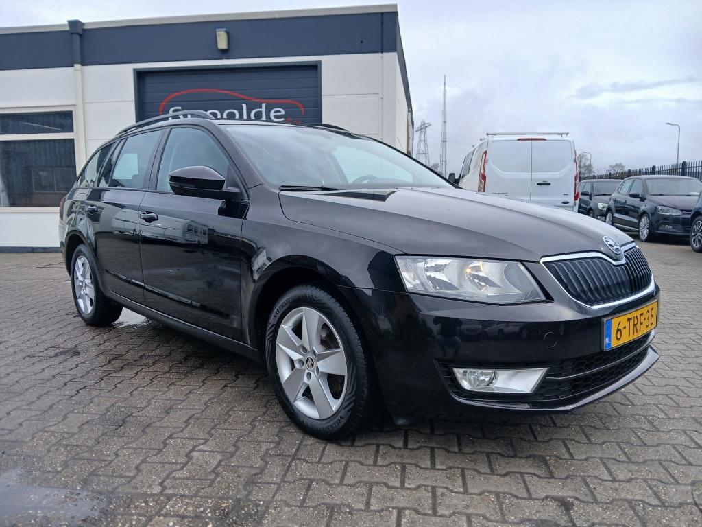 Skoda Octavia Combi 1.2 TSI Zeer goed onderhouden/Apk 04-'20, Euro 5, Stof, Gebruikt, 4 cilinders