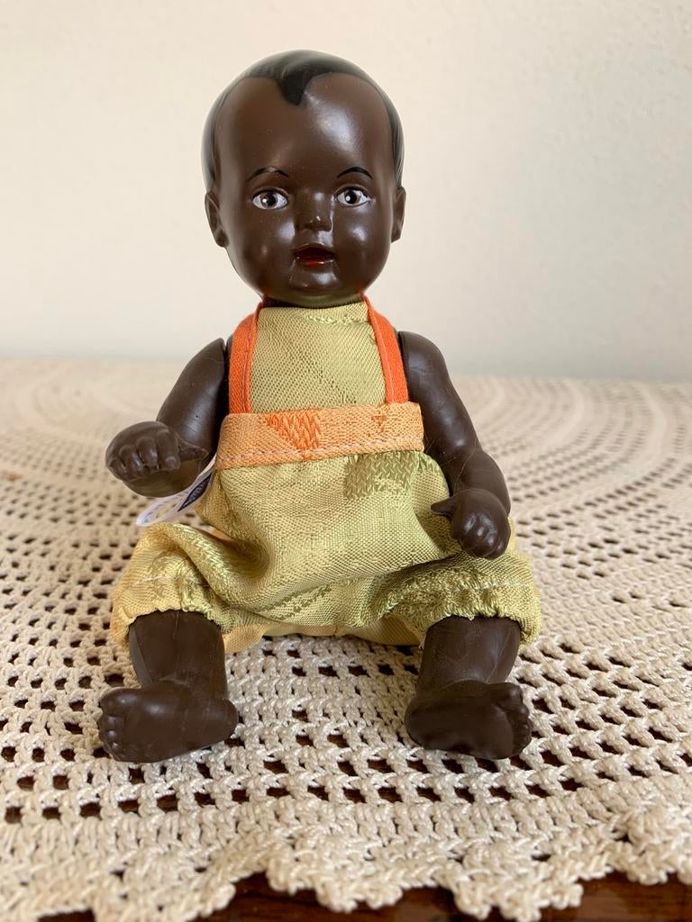 Schildkröt popje in originele  kleding 16 cm, Ophalen of Verzenden, Zo goed als nieuw, Pop