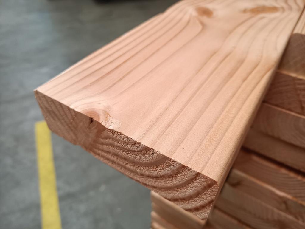 45x145mm Douglas Geschaafde constructie balken voor veranda