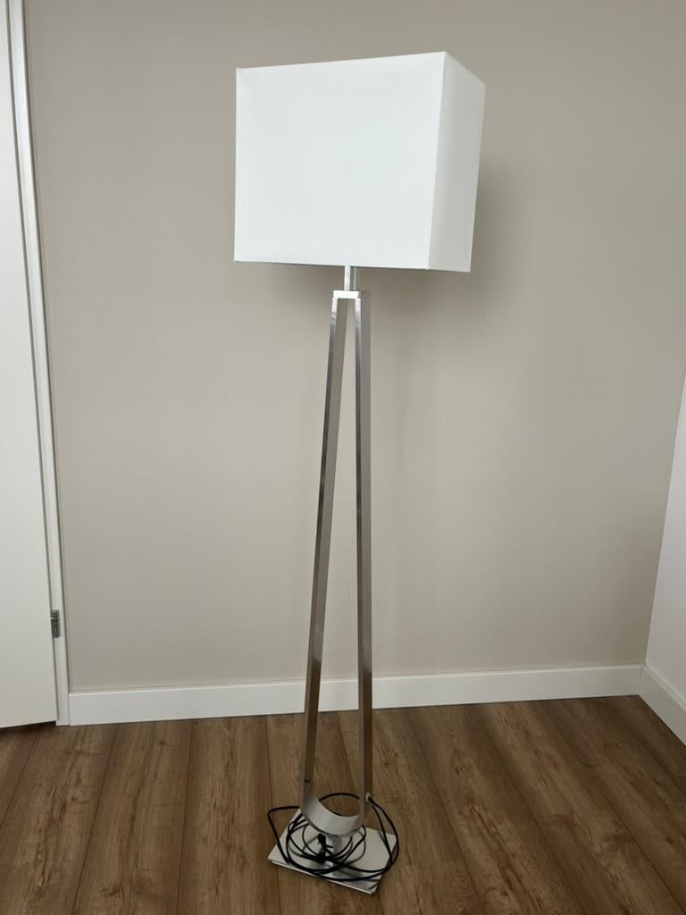 IKEA Staande lamp, Ophalen, Zo goed als nieuw, 150 tot 200 cm