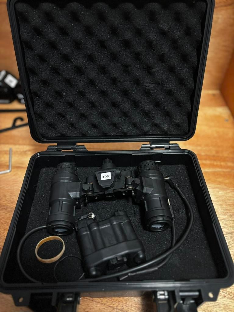 Digitale bino nachtkijker, Ophalen of Verzenden, Zo goed als nieuw