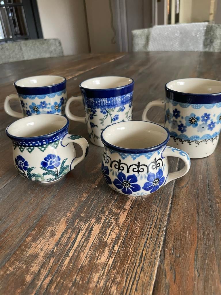 Bunzlau servies: diverse mokjes, waaronder 2 espresso bolmok, Gebruikt, Keramiek, Ophalen of Verzenden, Overige stijlen