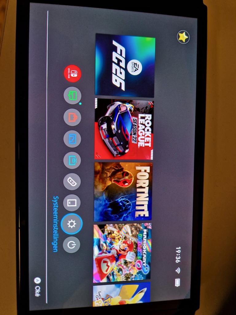 Nintendo Switch incl games, accessoires en reishoes, Spelcomputers en Games, Spelcomputers | Nintendo Switch, Ophalen of Verzenden