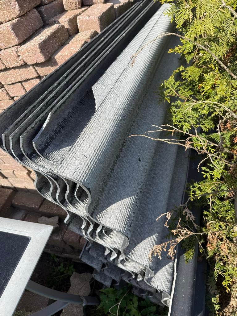 GRATIS OPHALEN!! Vezelcement Dakplaten - Asbestvrij., Doe-het-zelf en Verbouw, Dakpannen en Dakbedekking, Ophalen, Overige materialen