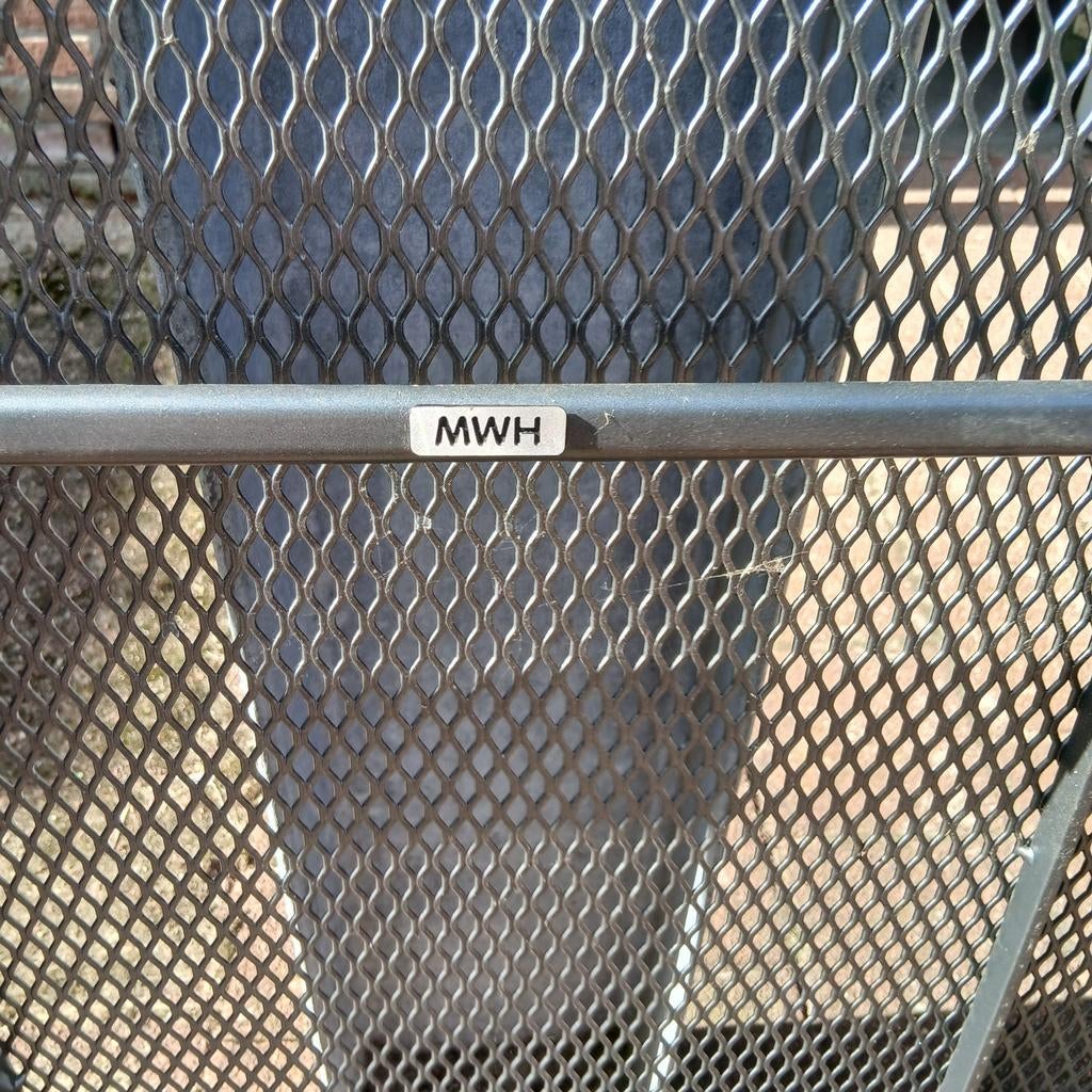 MWH ijzeren tuintafel 120x70 - overcompleet, Tuin en Terras, Tuintafels, Ophalen of Verzenden, Gebruikt, Rechthoekig, Metaal