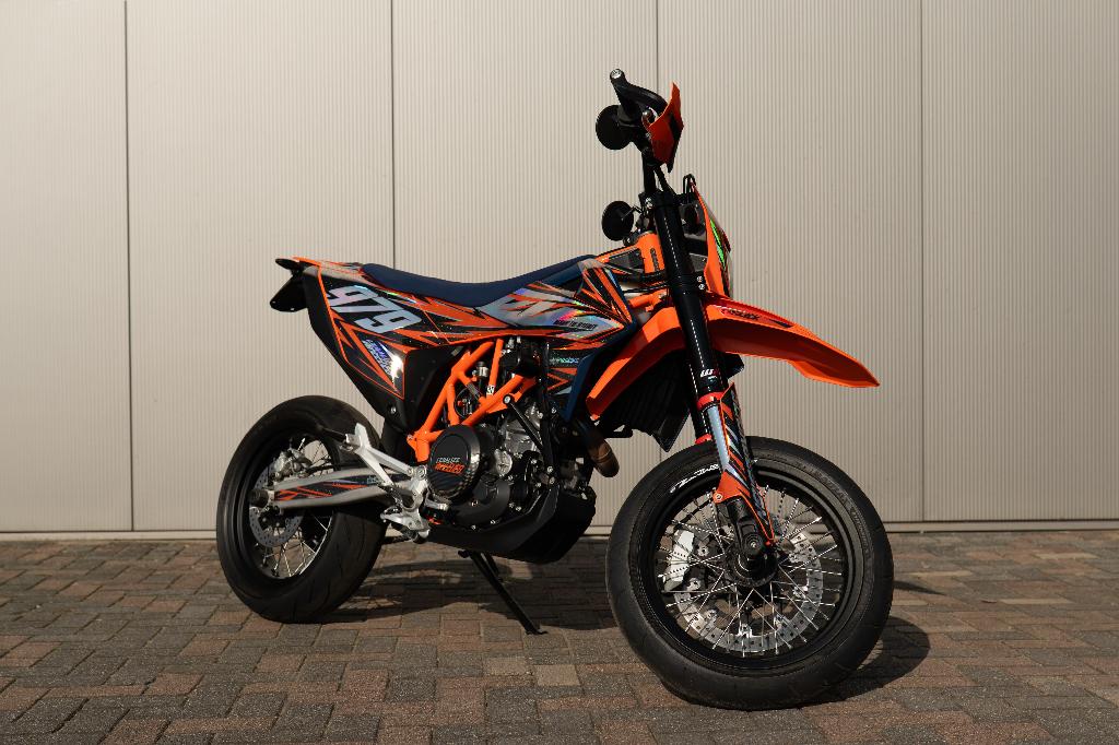 KTM 690 SMCR