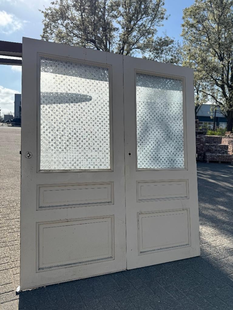 2 enkele antieke deuren met geëtst mussolini glas 196x83cm., Ophalen