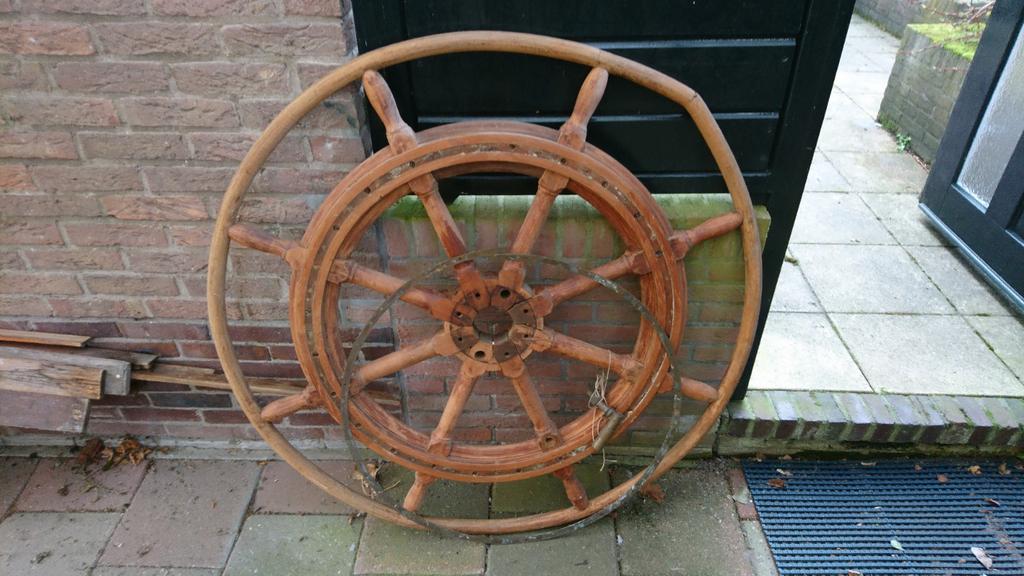 Stuurrad 110 cm dia. met hoepel. Opknapper., Watersport en Boten, Ophalen, Gebruikt, Zeilboot of Motorboot