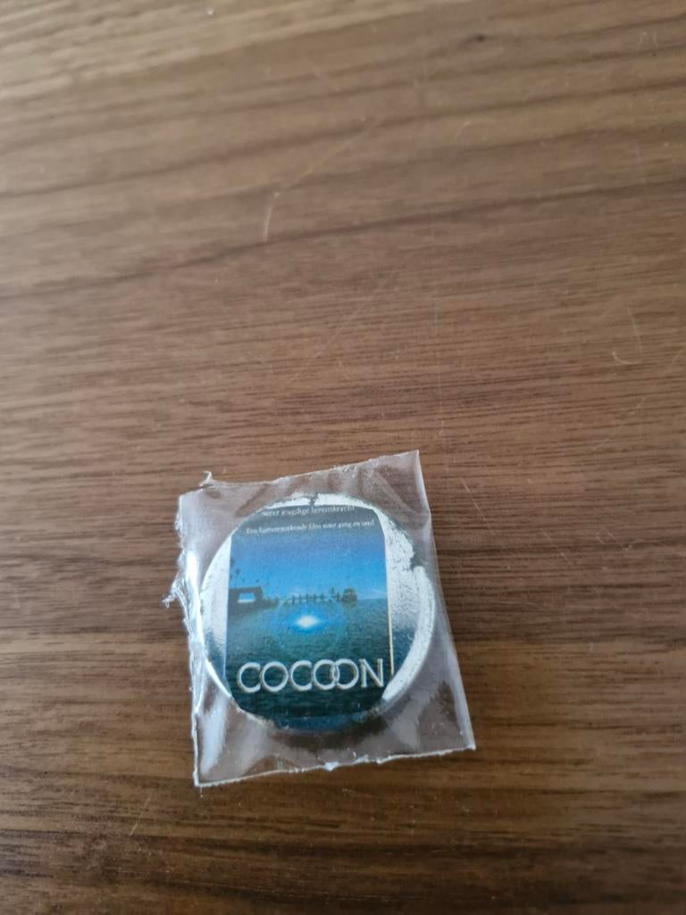 262 Film Button Cocoon, Ophalen of Verzenden