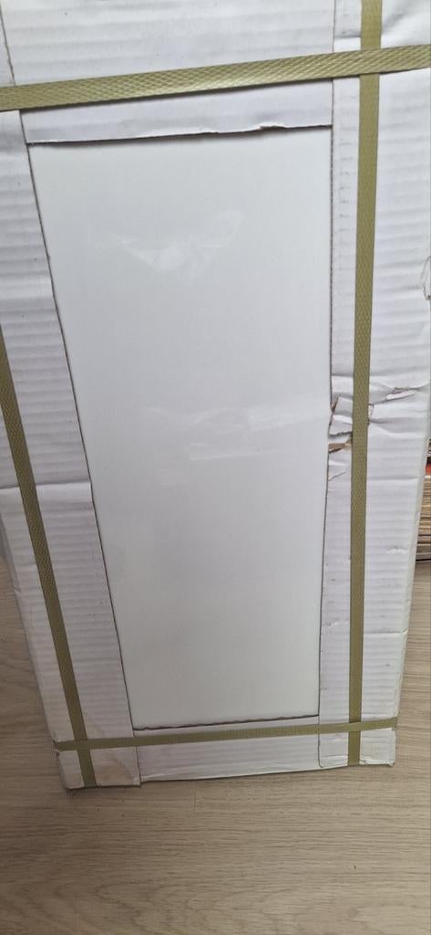 Gratis doos wandtegels om te knutselen., Ophalen