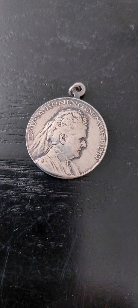 Penning Koningin Emma Moeder, Postzegels en Munten, Penningen en Medailles, Ophalen of Verzenden